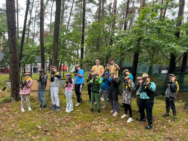 Mobilny paintball laserowy na koloniach w Łebie